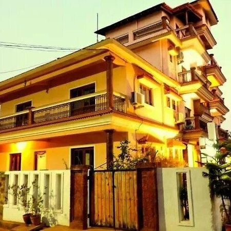 Hotel Maitri Sweet Living Baga Exterior photo