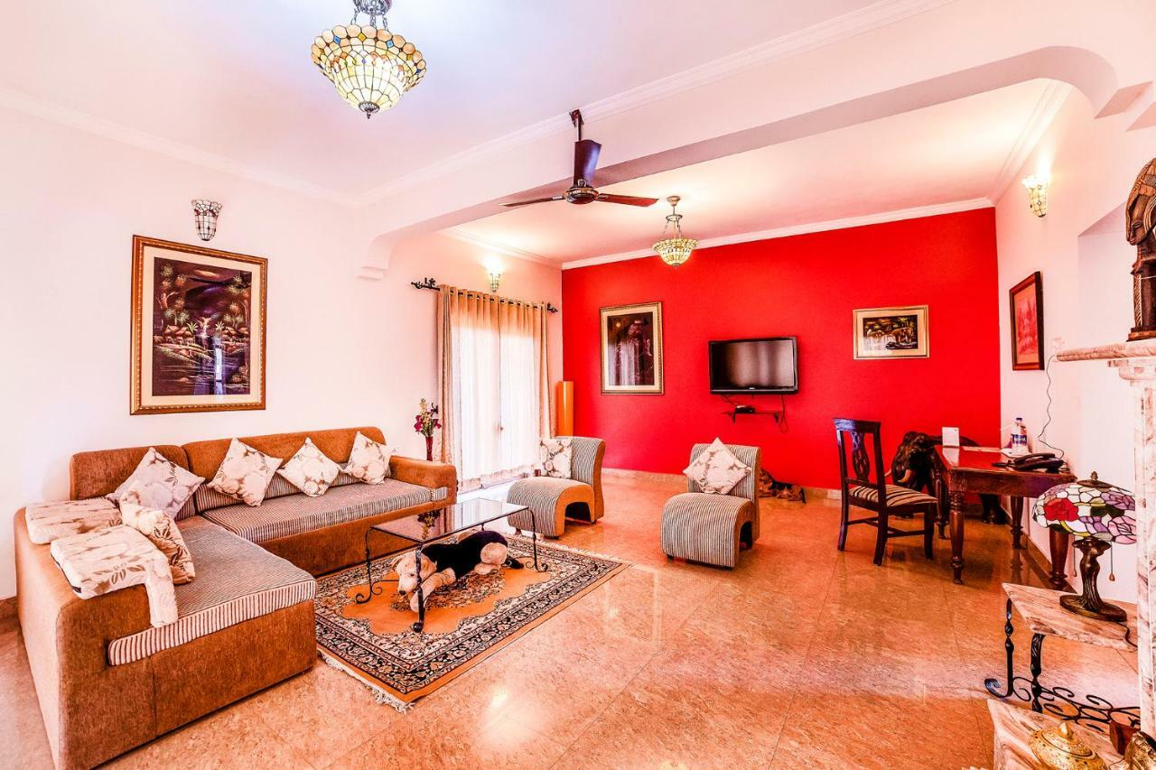 Hotel Maitri Sweet Living Baga Exterior photo